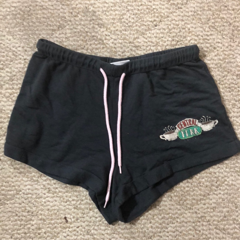 FRIENDS Central Perk Pajama shorts size M